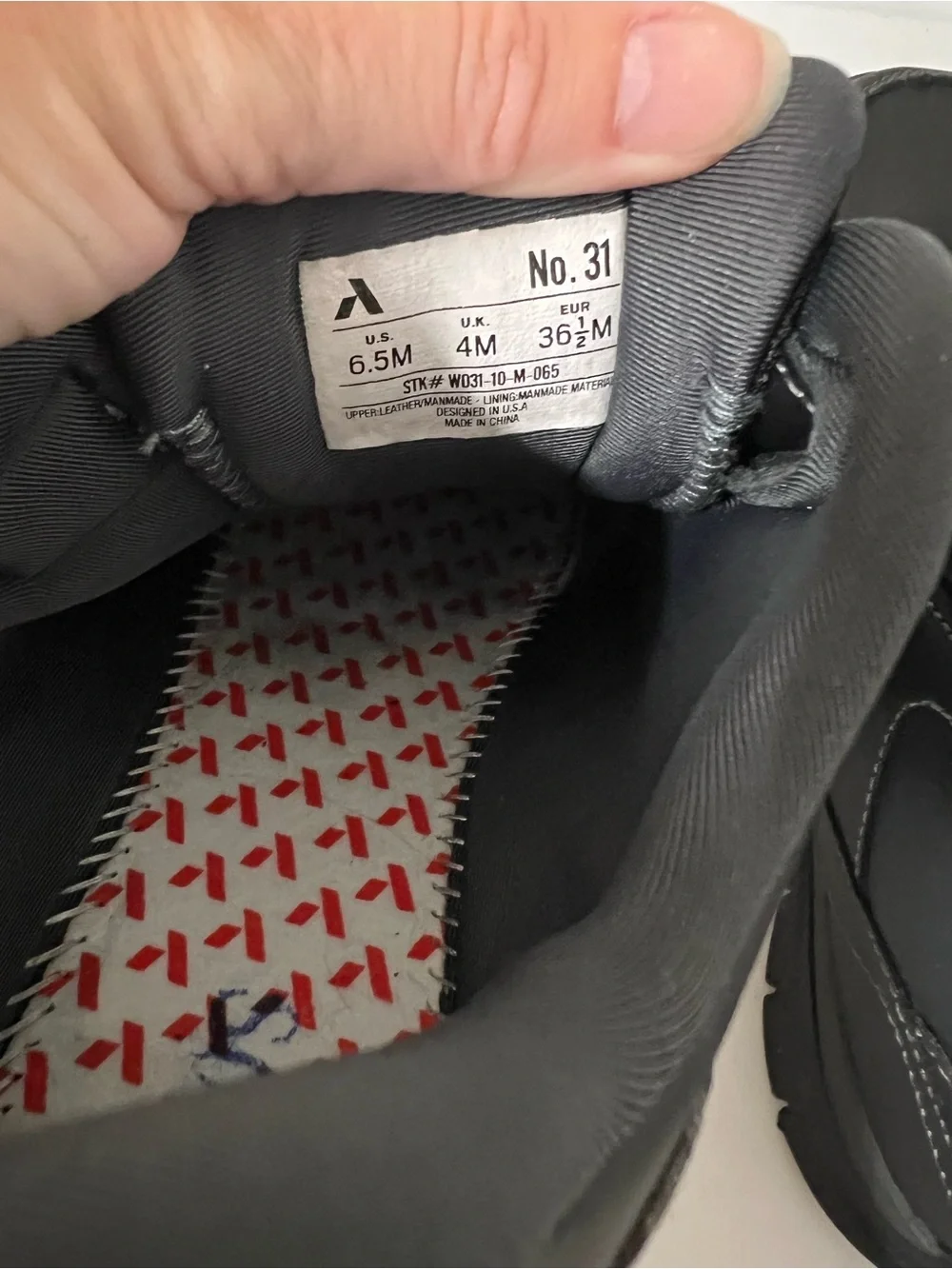Anodyne No. 31 Orthopedic Work/Walking shoes (no insoles- great for orthotics